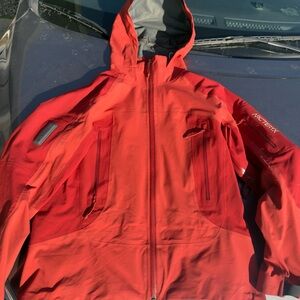 Arc'teryx jacket women medium, red